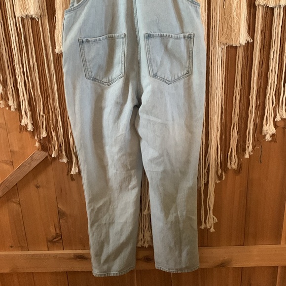 Pacsun Faded  Distressed Light Blue Overalls Size Medium - Picture 8 of 8